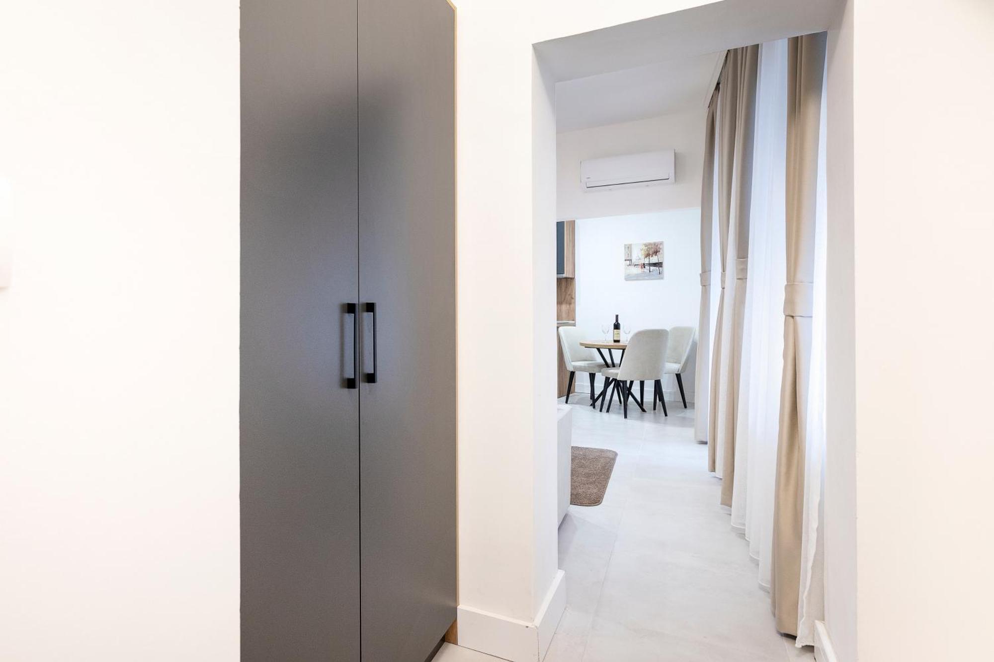 קוטור Old Town 466 Apartments מראה חיצוני תמונה